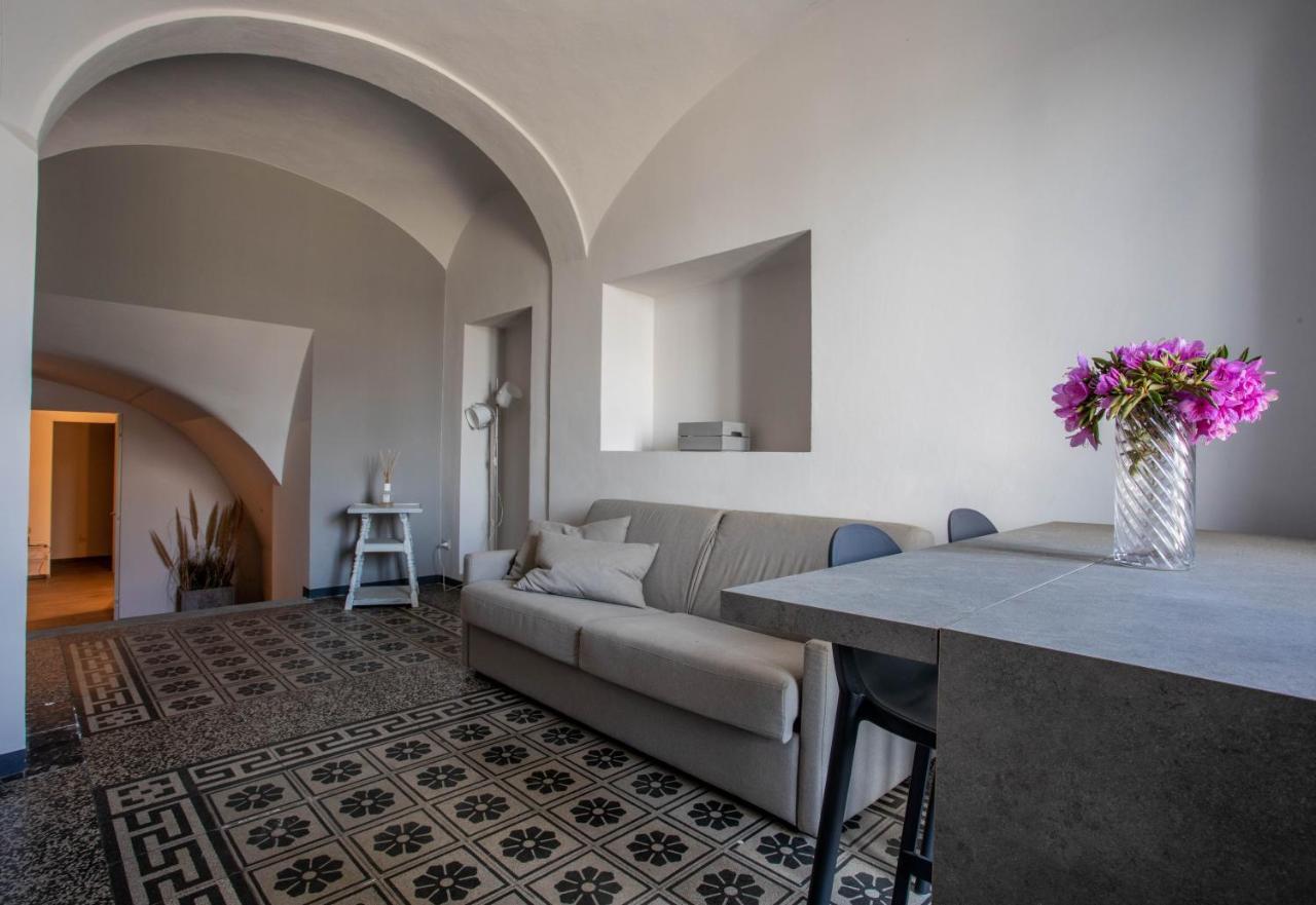 Appartement La Dimora Del Glicine à Belgirate Extérieur photo