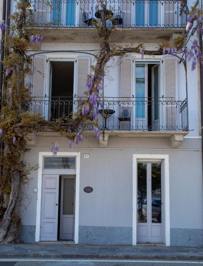 Appartement La Dimora Del Glicine à Belgirate Extérieur photo