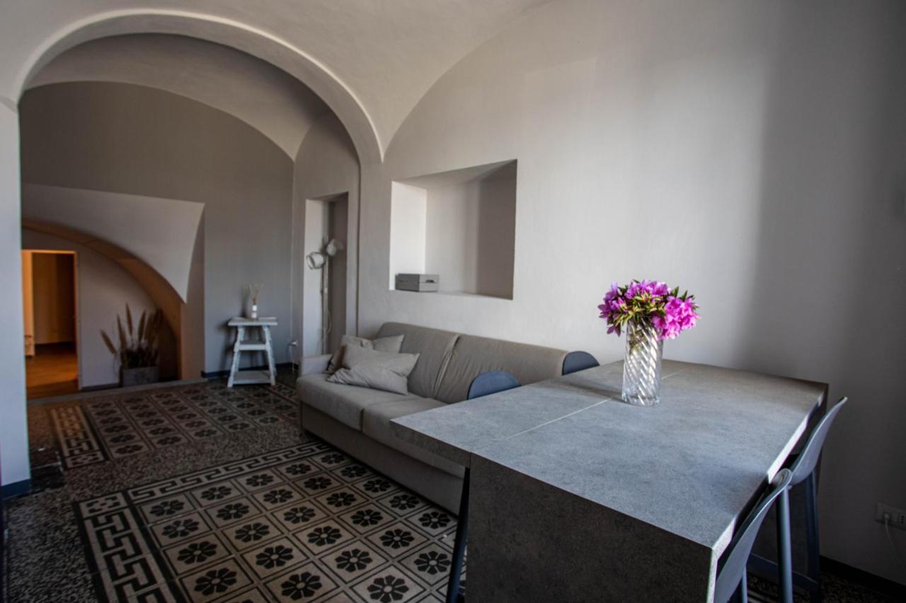 Appartement La Dimora Del Glicine à Belgirate Extérieur photo